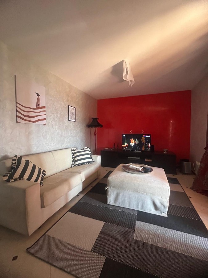Dvosoban stan sa panoramskim pogledom, Pržno